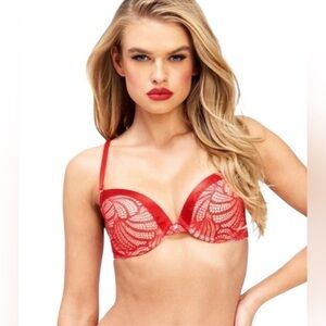NWT Frederick’s of Hollywood Red Extreme Tuxedo Push-Up Bra Size 32D 36D 38B 38C